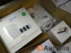 2 ARLO, Battery charger ARLO camera Sets