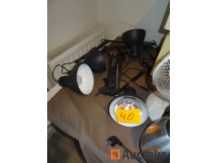 4 Articulated office table lights