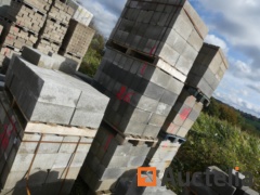 440 Solid Concrete Blocks