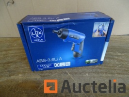 screw-driver-cordless-lux-tools-abs-3-6lia-1269815G.jpg